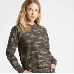Athleta Farallon Camoflauge crewneck sweatshirt size 1X